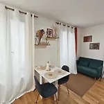 Seine 2-min & Notre Dame Cozy アパート