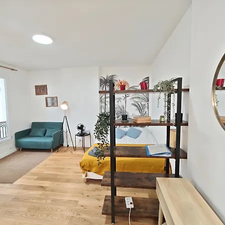 Seine 2-min & Notre Dame Cozy 아파트 파리