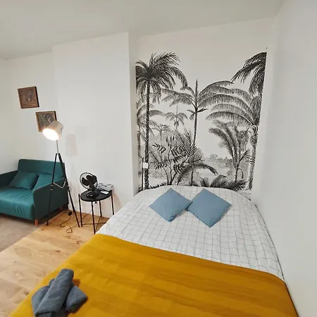 Seine 2-min & Notre Dame Cozy 파리